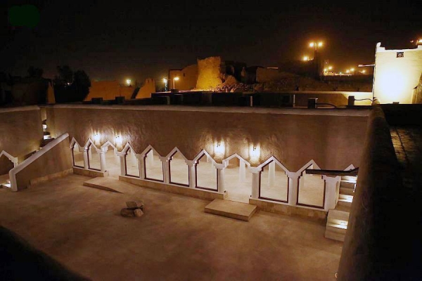  Al-Dakhlah Mosque in Al-Majmaah, north of Riyadh, is one of the oldest historic mosques and believed to have been built between 850 AH and 900 AH.
