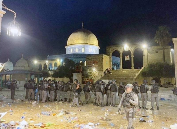 The European Union urged calm on Saturday after Palestinian worshippers clashed with Israeli police at the Al-Aqsa Mosque compound in Jerusalem. Seen are Israeli forces after chases following incitement around the Temple Mount/Haram Al-Sharif. — courtesy Twitter