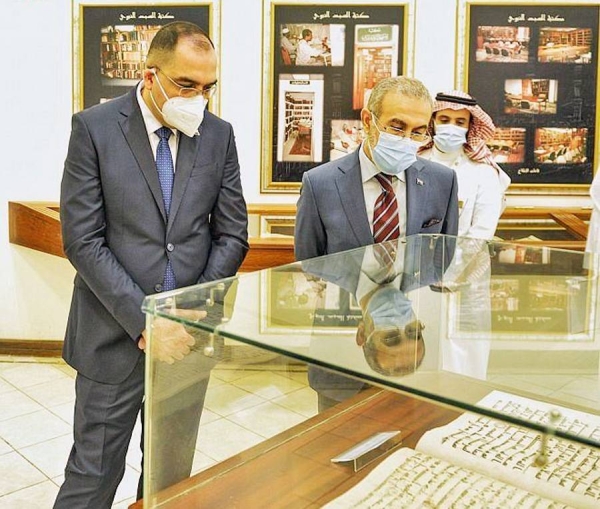 The Executive Director of the Communications and Media Commission of Iraq Adel Salman Aliwi paid a visit Sunday to King Abdulaziz Complex for Holy Kaaba Kiswa (Cover), and the Exhibition of Two Holy Mosques Architecture.