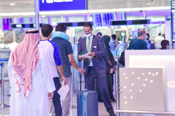 As many as 18,680 Saudi citizens, including men and women, left the Kingdom via land borders and airports within 36 hours after the suspension of the travel was lifted on May 17.