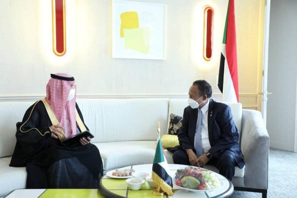 Minister of Finance Muhammad Al-Jadaan met with the Sudanese Prime Minister Abdullah Hamdouk on Wednesday in Paris.