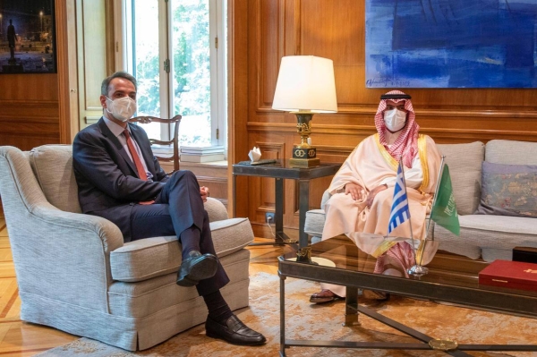 Saudi culture minister meets with Greek foreign minister