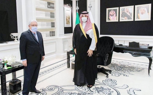 Deputy Minister of Defense Prince Khalid Bin Salman has met here with UN Special Envoy to Yemen Martin Griffiths.