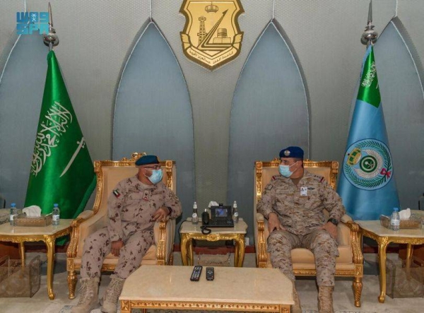 Saudi Air Force chief hosts Emirati counterpart at King Abdulaziz Air Base