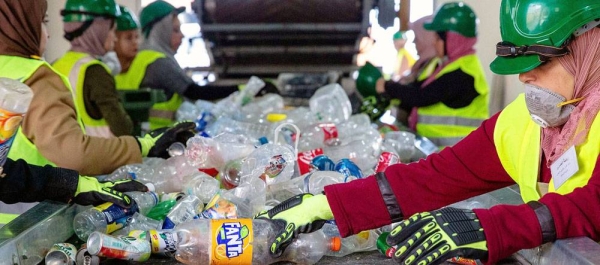Women sort plastic at a recycling plant in Jordan. — courtesy UNDP/Sumaya Agha