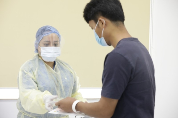 New COVID-19 cases in the United Arab Emirates remained below 2,000 on Monday for the second consecutive day, with 1,837 new infections recorded over the past 24 hours. — WAM file photo