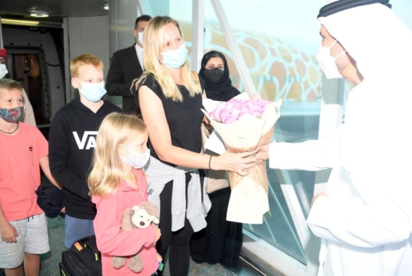  The United Arab Emirates has helped reunite an Australian family, who was trapped in Sri Lanka for over 30 days due to a lockdown aimed at controlling the COVID-19 pandemic, with the father who has been living in Dubai for the past 15 years. — WAM photos