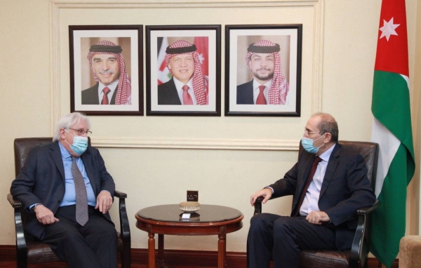 Special Envoy of the United Nations Secretary-General for Yemen Martin Griffiths, left, met on Wednesday with Jordan’s Foreign Minister Ayman Safadi in Amman. — Courtesy phoot