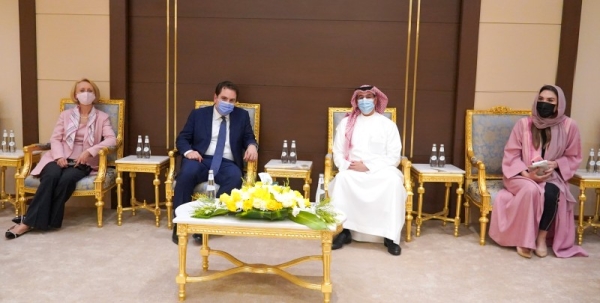 President of Human Rights Commission (HRC) Awwad Al-Awwad met here on Thursday with US Deputy Assistant Secretary of State for Arabian Peninsula Affairs Daniel Benaim.