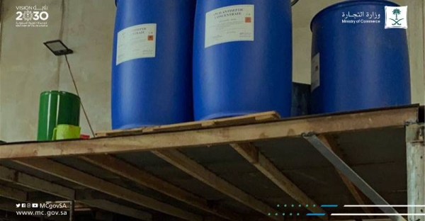 2 expats arrested with huge quantities of counterfeit detergents and masks