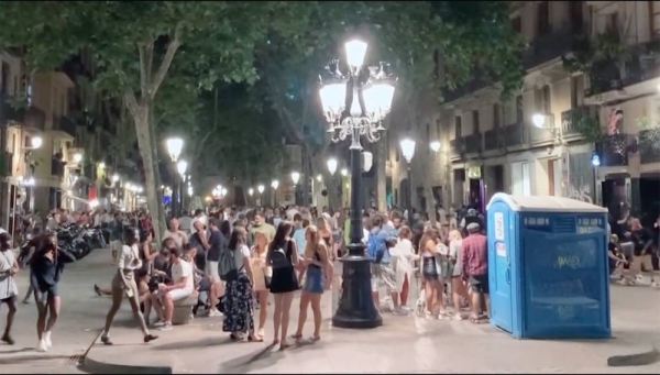 Austrians queuing up for a night club.