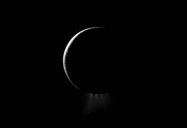 Supreme Court has called on all Muslims in various regions of the Kingdom to look for the crescent of the month of Dhul Hijjah on Friday evening, Dhul Qaadah 29, corresponding to July 9, according to Umm Al-Qura Calendar.