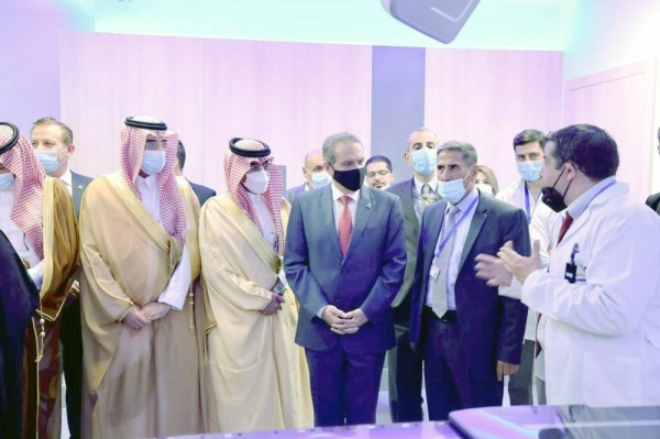 The Saudi Fund for Development (SFD) has inaugurated the Saudi Radiotherapy Center for cancer patients at King Abdullah University Hospital, in the northern city of Ar-Ramtha, Jordan.