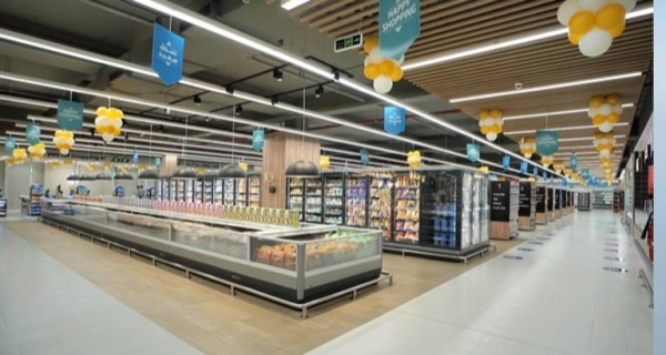 Leading retailer LuLu further strengthened its presence in the Eastern Province of Saudi Arabia with the grand opening of its new express store in the heart of Dammam, located at Jalawiya Plaza.