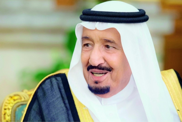 King Salman receives phone calls from Abu Dhabi crown prince, Chad leader