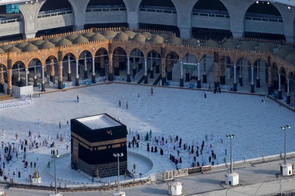 Around 8,000 pilgrims, who stayed back in Mina Thursday night to perform the stoning ritual for the fourth consecutive day, threw pebbles at three Jamarat (pillars), symbolizing Satan, on Friday afternoon.
