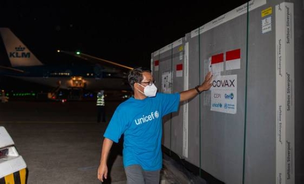 The first COVID-19 vaccines provided under the COVAX Facility arrived in Indonesia in March 2021.