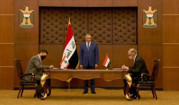 A statement issued by the Iraqi Prime Minister's office on Saturday said that the Iraqi Prime Minister Mustafa Al-Kadhimi monitored the deal that was signed by Iraqi Finance Minister Ali Allawi and Lebanese Minister of Energy and water Raymon Ghajar.
