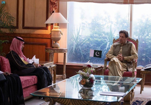  Pakistan’s Prime Minister Imran Khan met here on Tuesday with Saudi Arabia’s Foreign Minister Prince Faisal Bin Farhan, who is currently visiting Islamabad.