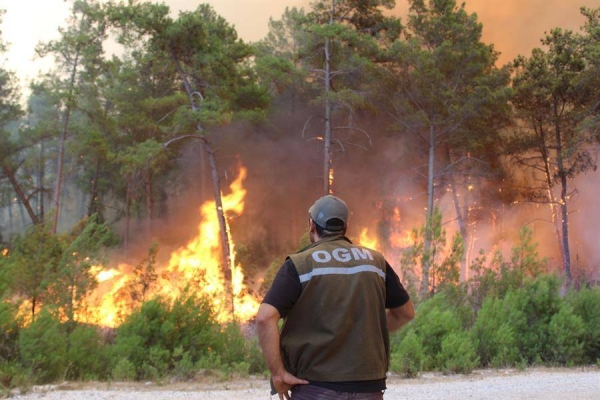 These were the dramatic scenes as locals in southern Turkey scrambled to fight a wildfire that had surrounded their village. — Courtesy file photo