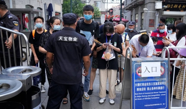 China's spiraling Delta variant outbreak has reached Wuhan, the original epicenter of the pandemic, prompting citywide coronavirus testing as authorities scramble to contain the city's first reported local infections in more than a year. — Courtesy file photo