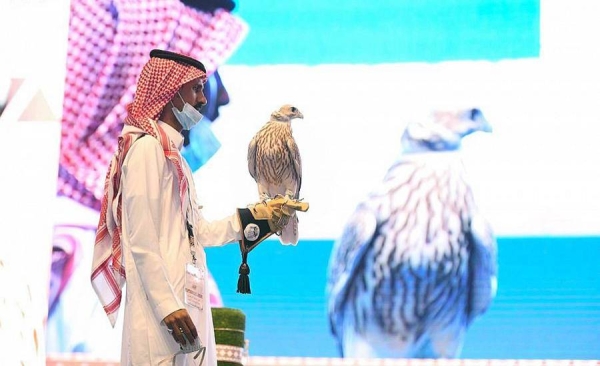 The International Falcon Breeders Auction (IFBA) has witnessed a historical event when a rare falcon was sold at a record SR270,000, during the second night of the direct auction held at the Saudi Falcons Club (SFC) in Malham.