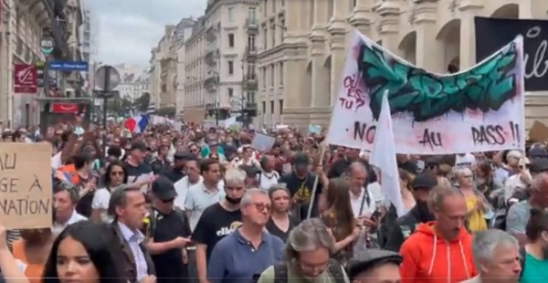 Thousands of people demonstrated in the streets of France again on Saturday against the government's COVID-19 vaccination policies amid concern from rights groups about anti-Semitic sentiment in the protest movement.