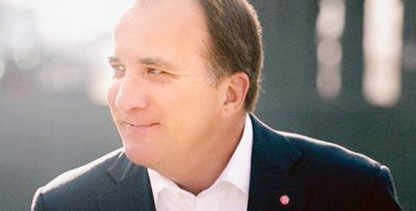Swedish Prime Minister Stefan Lofven announced on Sunday that he will resign in November to allow a successor to prepare for the 2022 elections.