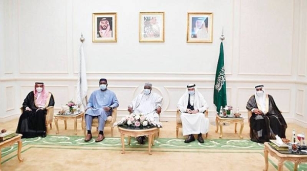 The Permanent Mission of Saudi Arabia to the Organization of Islamic Cooperation (OIC) and the Directorate General of the Saudi Ministry of Foreign Affairs Makkah Region Branch held a lunch banquet in honor of OIC Secretary-General elect Ambassador Hissein Brahim Taha.