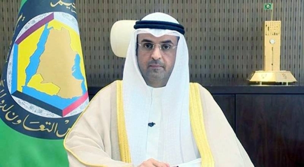 GCC Secretary General Dr. Nayef Falah Mubarak Al-Hajraf condemned Saturday the Houthi militia's continuous launching of ballistic missiles and bomb-laden drones in a systematic and deliberate manner towards the Eastern Province, Jazan and Najran to target civilians and civilian facilities in a flagrant violation of international norms and laws.