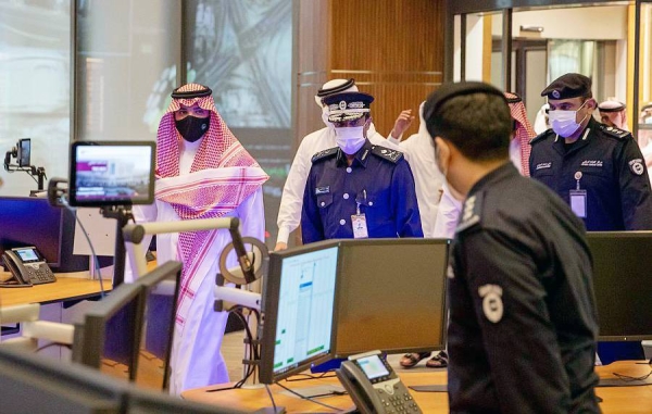 Minister of Interior Prince Abdulaziz Bin Saud Bin Naif paid Sunday a visit to the National Command Center (NCC) in Qatar.