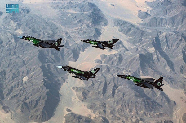 Spectacular air show marks beginning of National Day celebrations in Jeddah, Taif