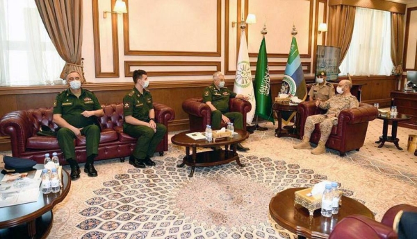 Chief of General Staff of the Armed Forces of the Kingdom of Saudi Arabia Lt. Gen. Fayyad Bin Hamid Al-Ruwaili received here Wednesday the Commander of the Russian General Staff Academy, Lt. Gen. Zarod Netsky Vladimir.