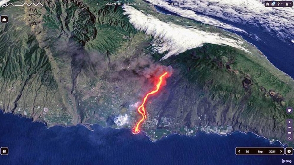 Lava from the volcano has traveled six kilometers and reached the Atlantic Ocean, shown in the satellite image.