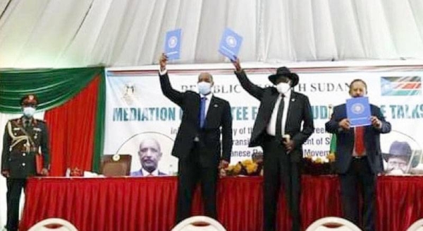 The Troika, made up of the US, the UK and Norway, commended on Sunday the Sudanese people as they celebrate the first anniversary of the signing of Juba Peace Agreement (JPA).
 FIle photo of the leaders signing the historic document a year back in Juba.