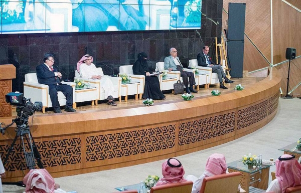 Iraqi and Saudi intellectuals discussed the achievements of Badr Shakir Al-Sayyab, the renowned Iraqi poet and his pioneering role in the renewal movement in contemporary Arabic literature and his experience through which he was able to continue the development of the Arabic poem.