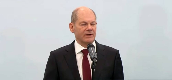 Social Democrat leader Olaf Scholz is in talks with coalition partners Green Party and the Free Democrats in Germany.