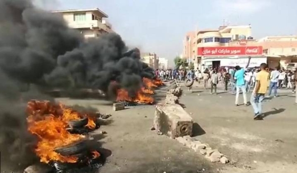 Demonstrators take to the streets of Khartoum to protest against the arrests.
