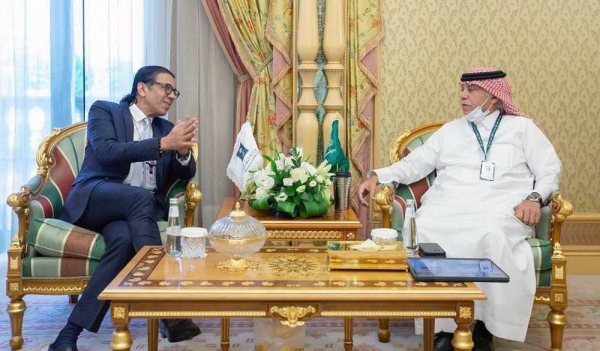 Minister of Commerce Dr. Majid Bin Abdullah Al-Qasabi met with several officials on the sidelines of the first day of the fifth Future Investment Initiative (FII) that is being held in Riyadh