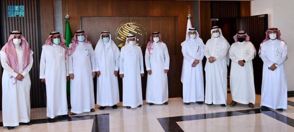 Supervisor General of KSrelief Dr. Abdullah Al Rabeeah with President of the Islamic University Prince Dr. Mamdouh bin Saud bin Thunayan.during their meeting in Riyadh on Thursday.