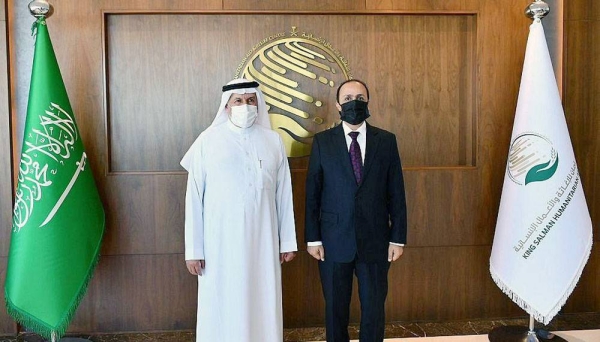 Advisor at the Royal Court and General Supervisor of King Salman Humanitarian Aid and Relief Center (KSrelief) Dr. Abdullah Bin Abdulaziz Al Rabeeah met here Tuesday with Yemeni Minister of Information, Culture and Tourism Muammar Bin Mutahar Al-Eryani.