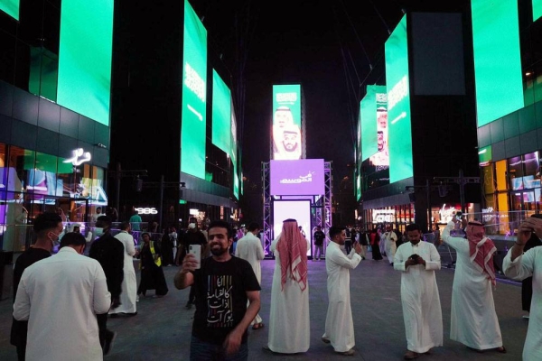 The Square sub-zone was one of the most prominent attractions in the BLVD RUH City zone Wednesday. Visitors can watch it from miles away before reaching the sub-zone, which is one of the most important entertainment destinations for visitors to Riyadh Season, 2021.