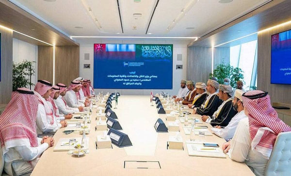CITC Governor Dr. Mohammed Bin Saud Al-Tamimi has received here the Minister of Transport, Communications and Information Technology in the Sultanate of Oman, Eng. Said Al Maawali and the accompanying delegation, currently on a visit to the Kingdom.