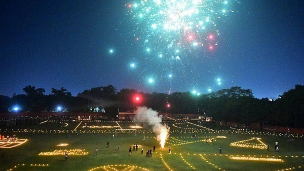 A time for feasts, prayers and fireworks, Diwali is one of the most important festivals in India. 