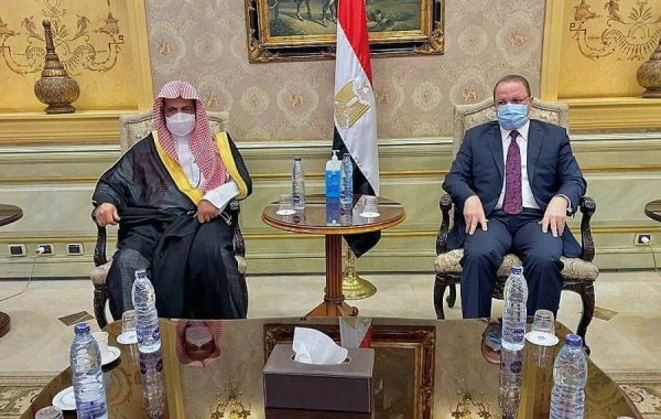 Attorney General of the Kingdom Sheikh Saud Bin Abdullah Al-Muajab meets with Egypt's Prosecutor General Counselor Hamada El-Sawy in Cairo on Saturday.
