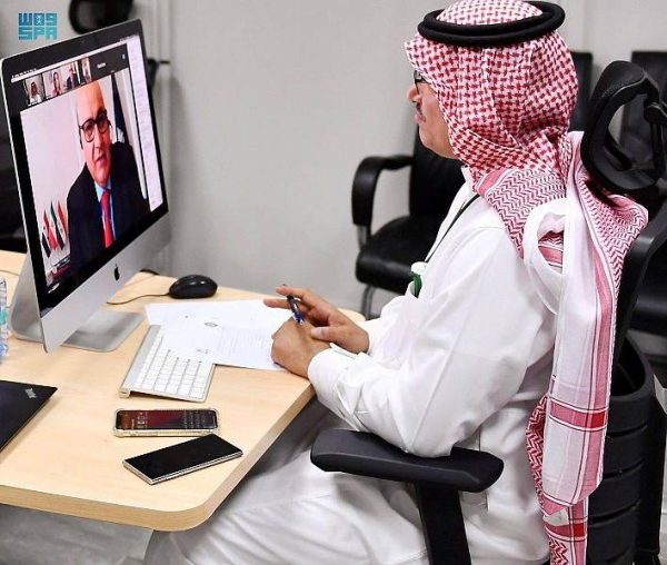 King Salman Humanitarian Aid and Relief Center (KSrelief) in Cairo participated virtually on Wednesday in regional consultations on the Global Compact on Refugees for the Arab Region, which was organized by the Arab League in cooperation with United Nations High Commissioner for Refugees (UNHCR).