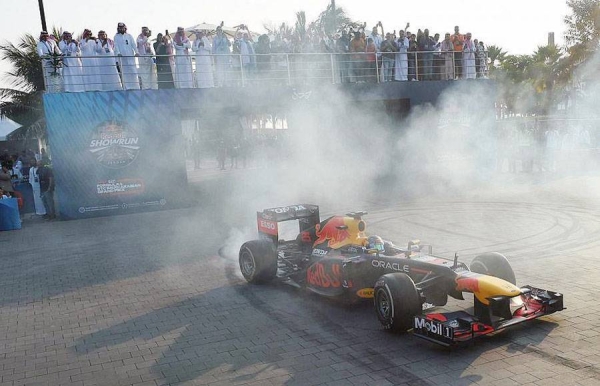 Prince Saud Bin Abdullah Bin Jalawi, advisor to the Governor of Makkah region and acting governor of Jeddah, attended at Jeddah Corniche waterfront Friday evening, the launch of the live shows of the Red Bull Racing (RBR) team.