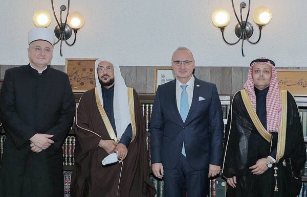 Minister of Islamic Affairs, Call and Guidance of Saudi Arabia Sheikh Dr. Abdullatif bin Abdulaziz Al-Sheikh met in Zagreb Sunday with Croatian Deputy Prime Minister and Foreign Minister Gordan Grlic Radman.