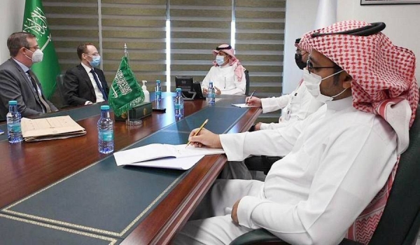 Assistant Supervisor General of King Salman Humanitarian Aid and Relief Center (KSrelief) for Planning and Development Dr. Aqeel Al-Ghamdi met here Wednesday with a delegation from the United Nations Office for the Coordination of Humanitarian Affairs (OCHA).
