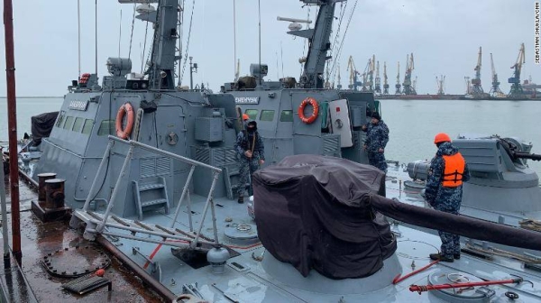 Two Ukrainian artillery patrol ships, the Kremenchuk and the Ackerman.